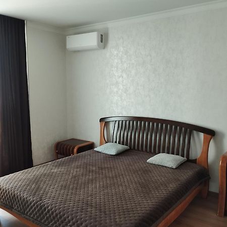 לוצק Vip Квартира Жк Київ Скай Рівненська, 4 מראה חיצוני תמונה